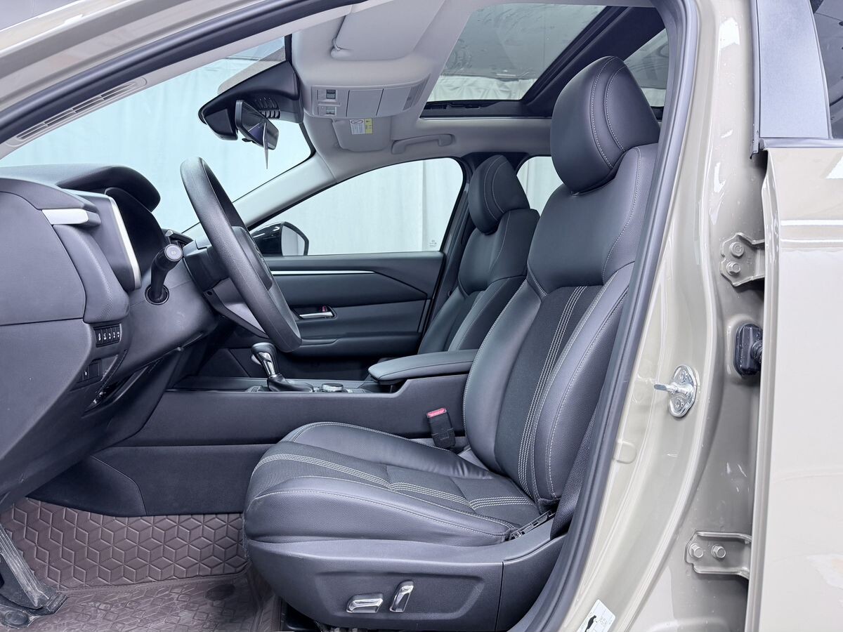 Mazda CX-50 2023 - фото автомобиля