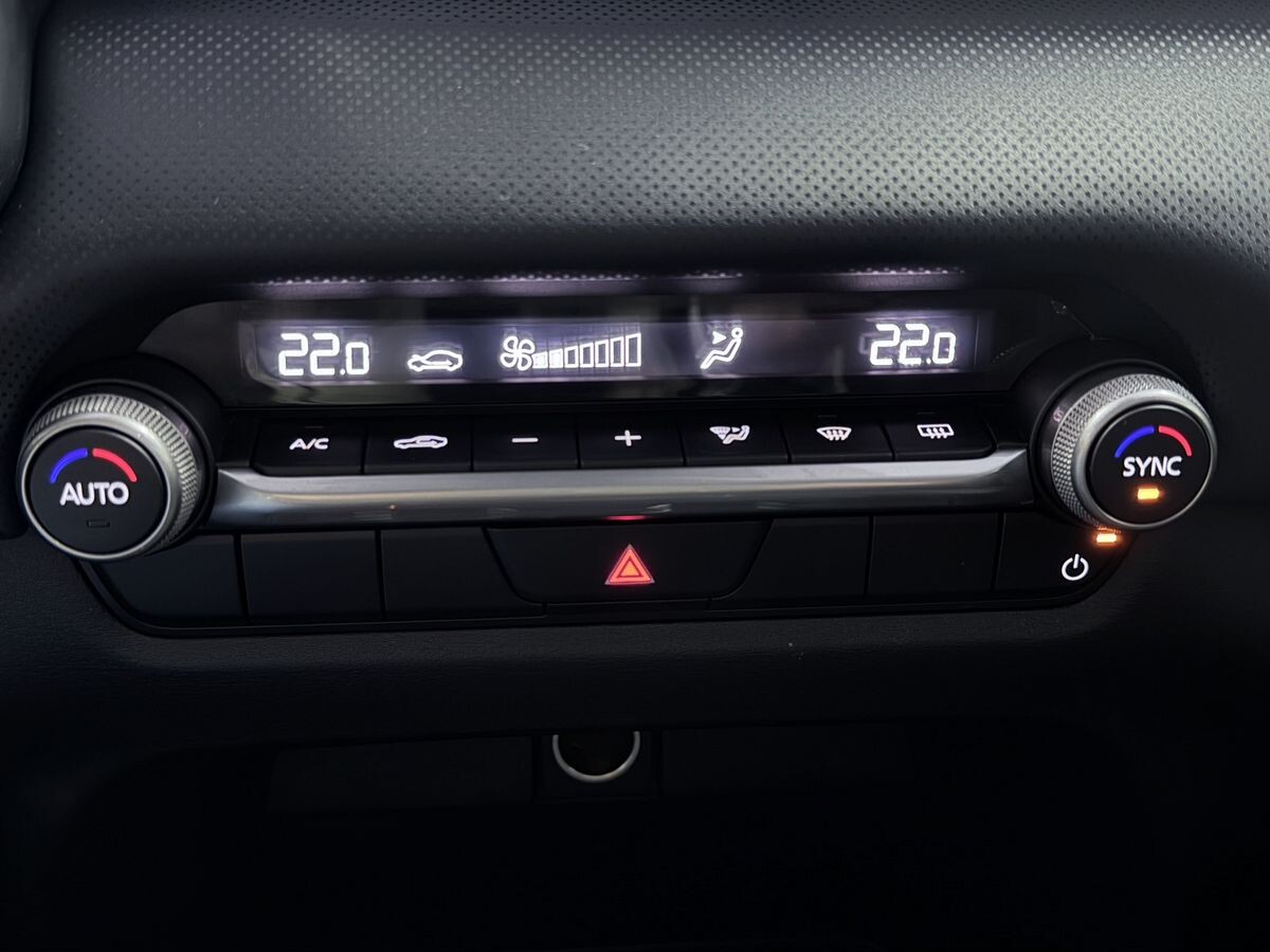 Mazda CX-50 2023 - фото автомобиля