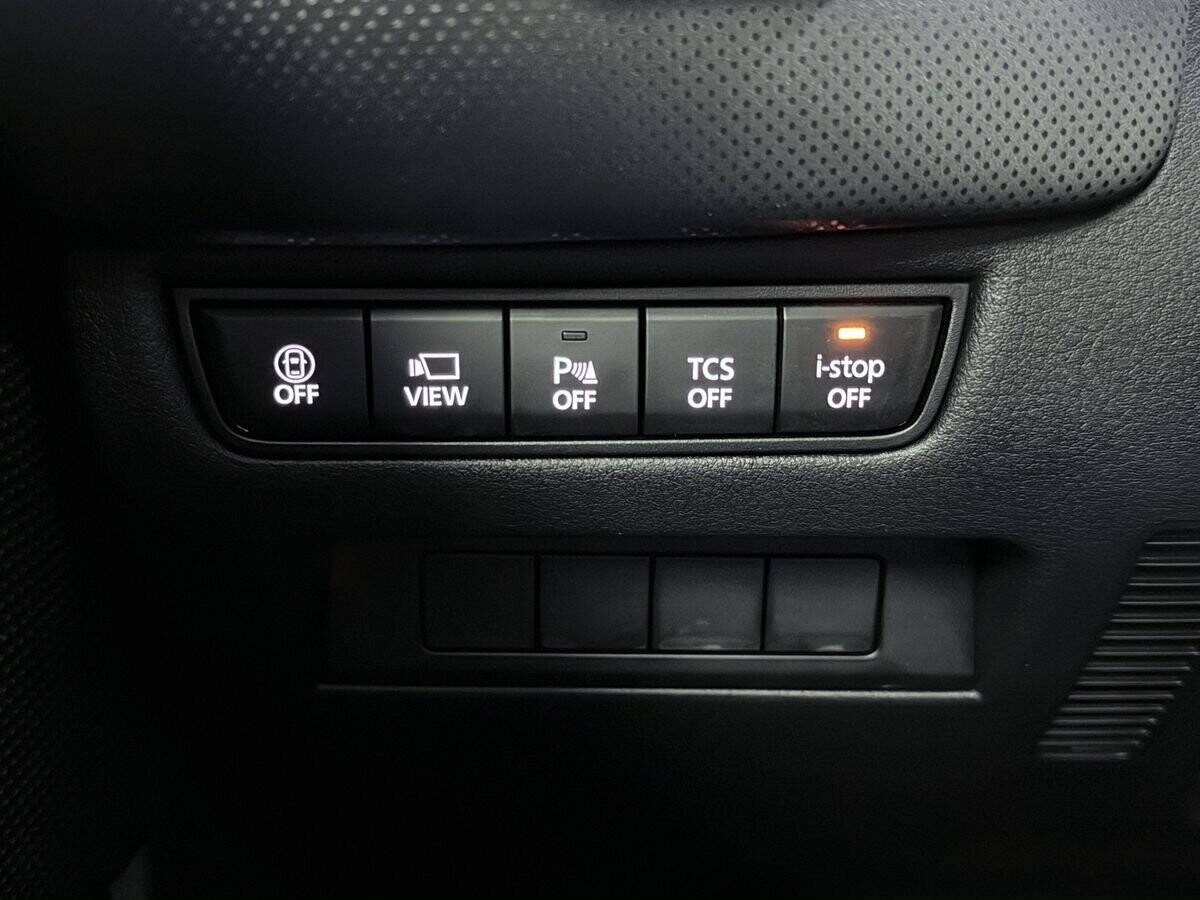 Mazda CX-50 2023 - фото автомобиля