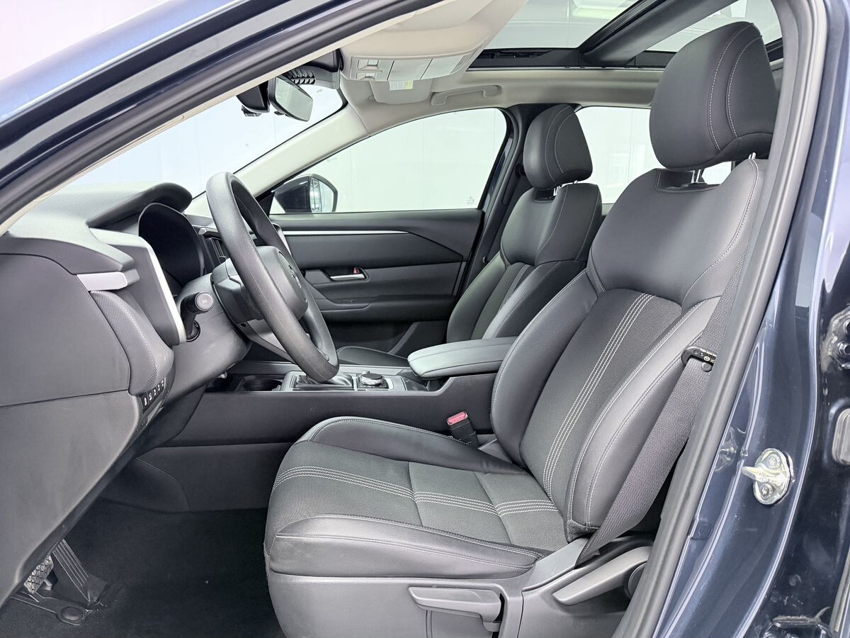 Mazda CX-50 2023 - фото автомобиля