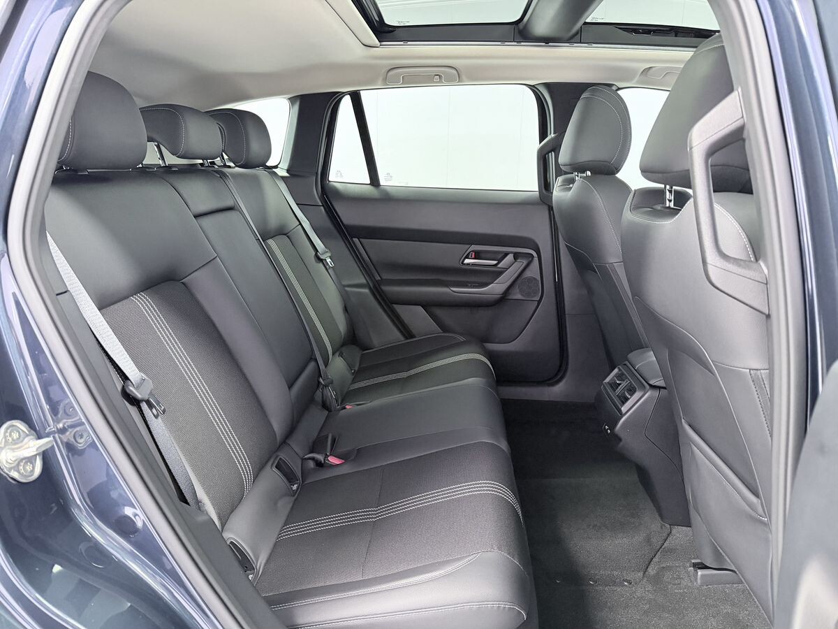 Mazda CX-50 2023 - фото автомобиля