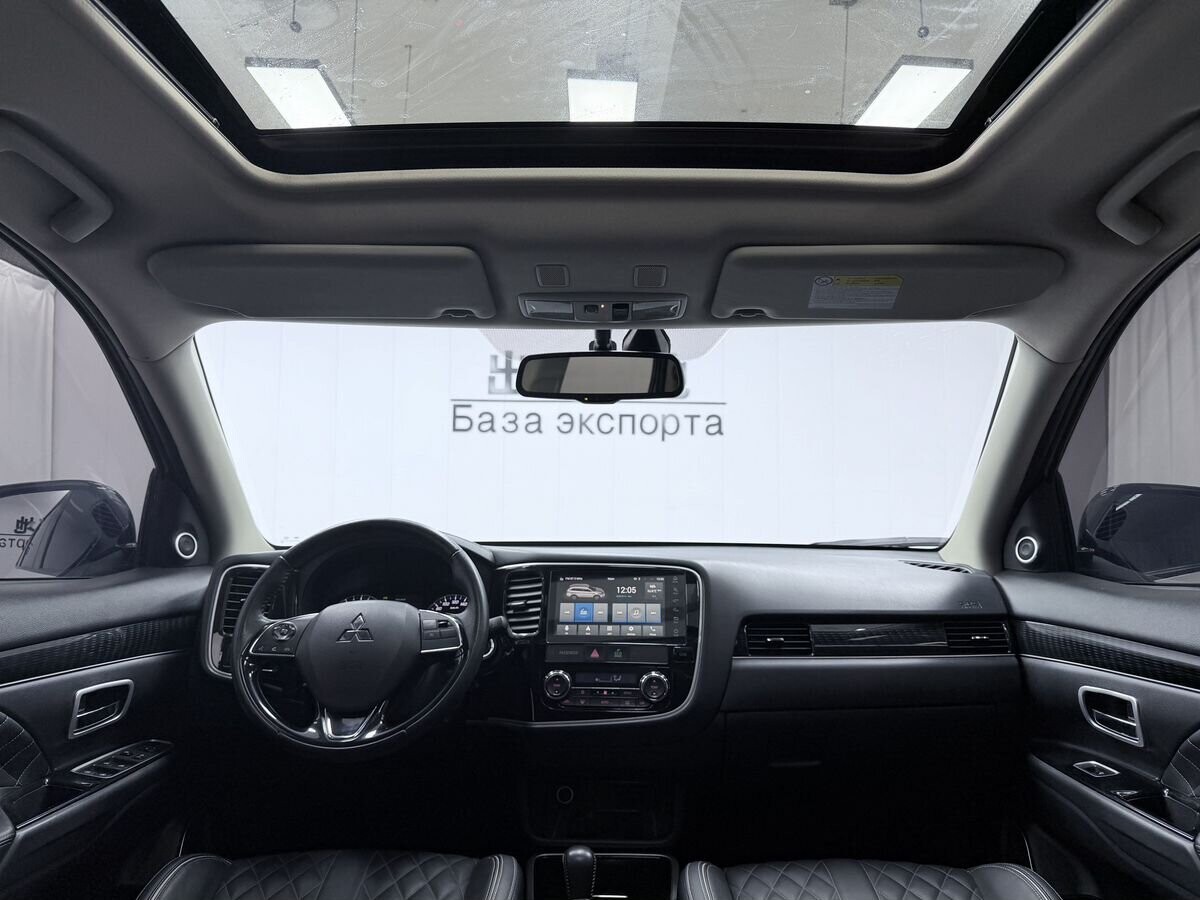 Mitsubishi Outlander 2021 - фото автомобиля