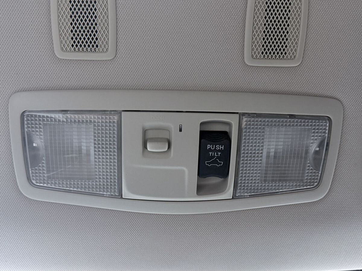 Mitsubishi Outlander 2021 - фото автомобиля