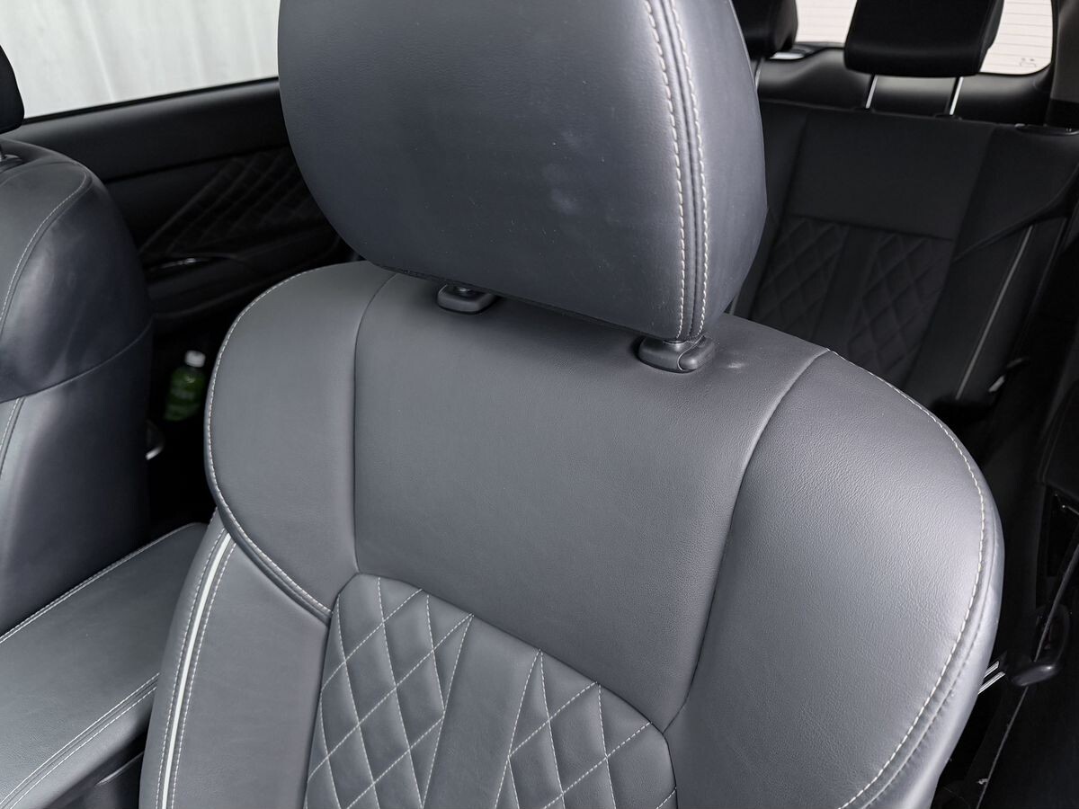 Mitsubishi Outlander 2021 - фото автомобиля