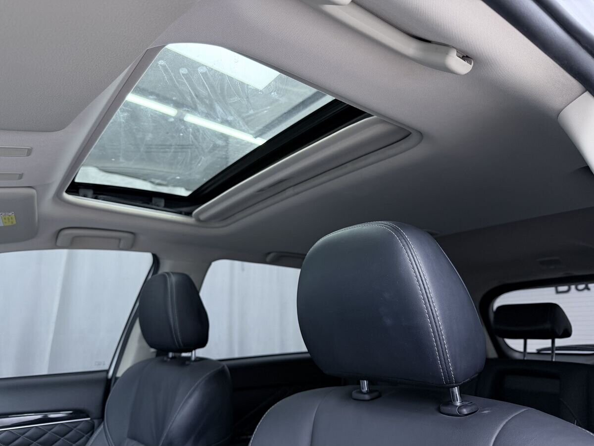 Mitsubishi Outlander 2021 - фото автомобиля