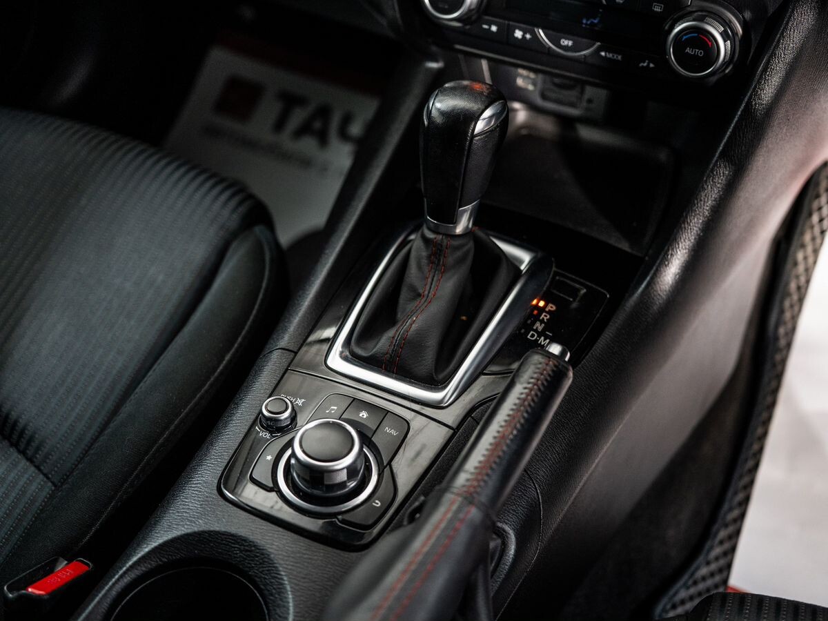 Mazda Axela 2014 - фото автомобиля