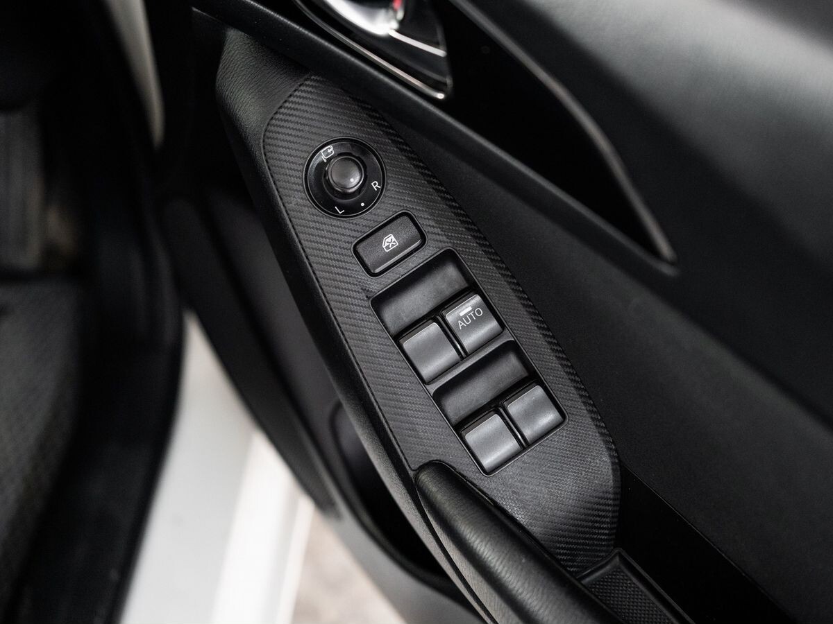 Mazda Axela 2014 - фото автомобиля