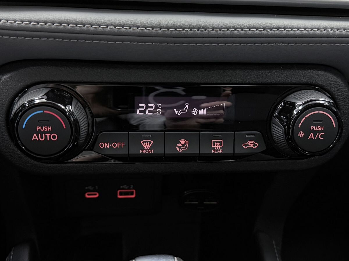 Nissan Kicks 2021 - фото автомобиля