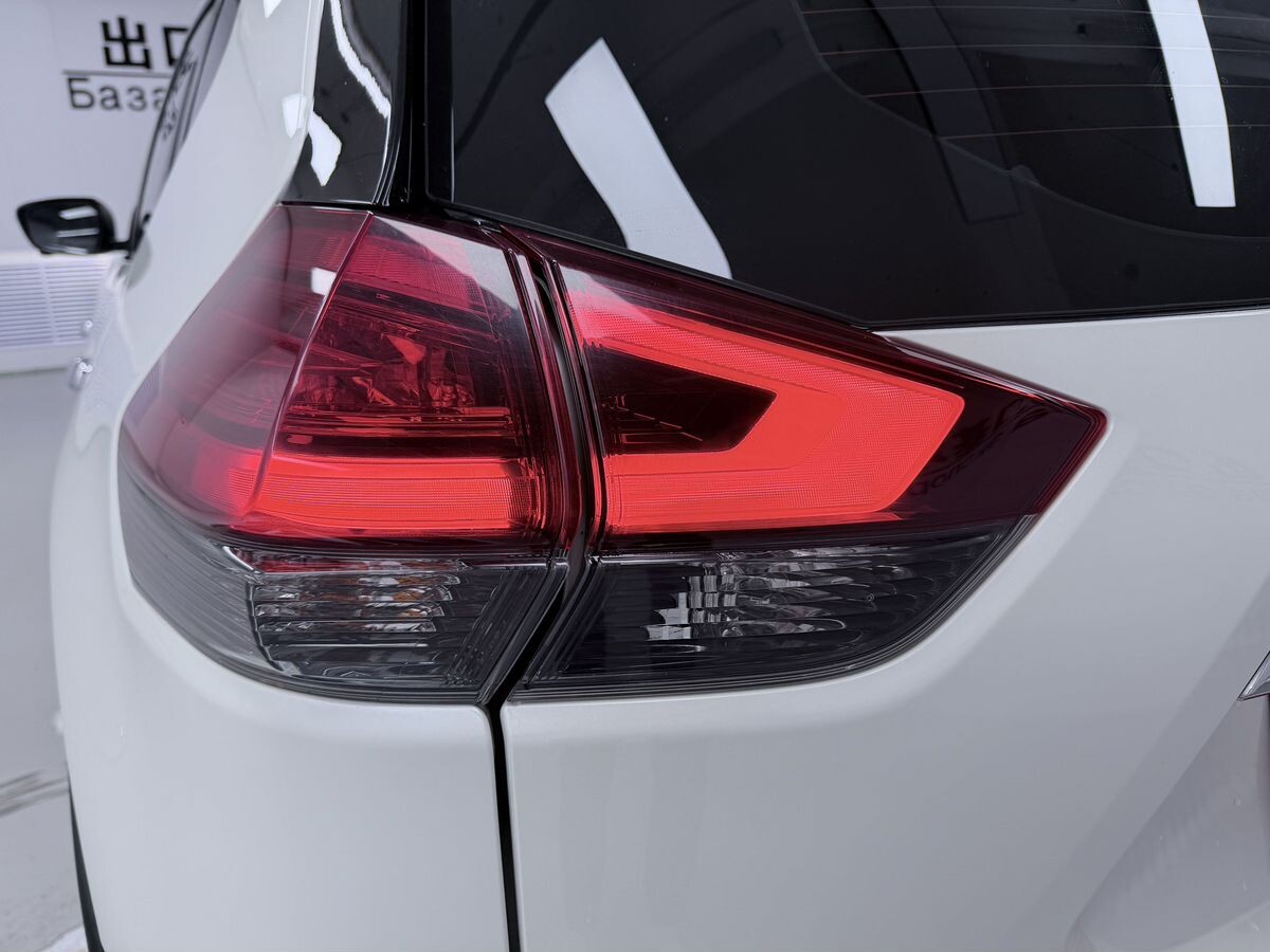 Nissan X-Trail 2022 - фото автомобиля