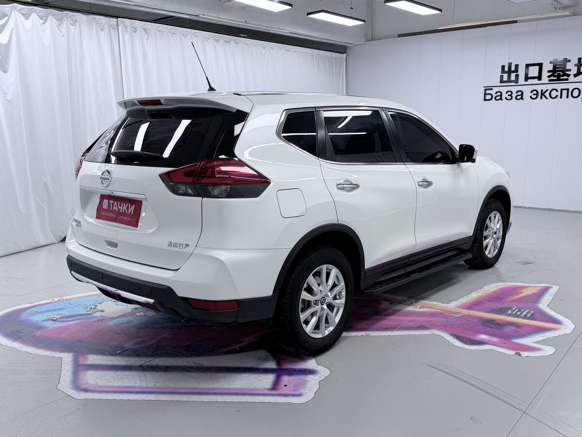 Nissan X-Trail 2022 - фото автомобиля