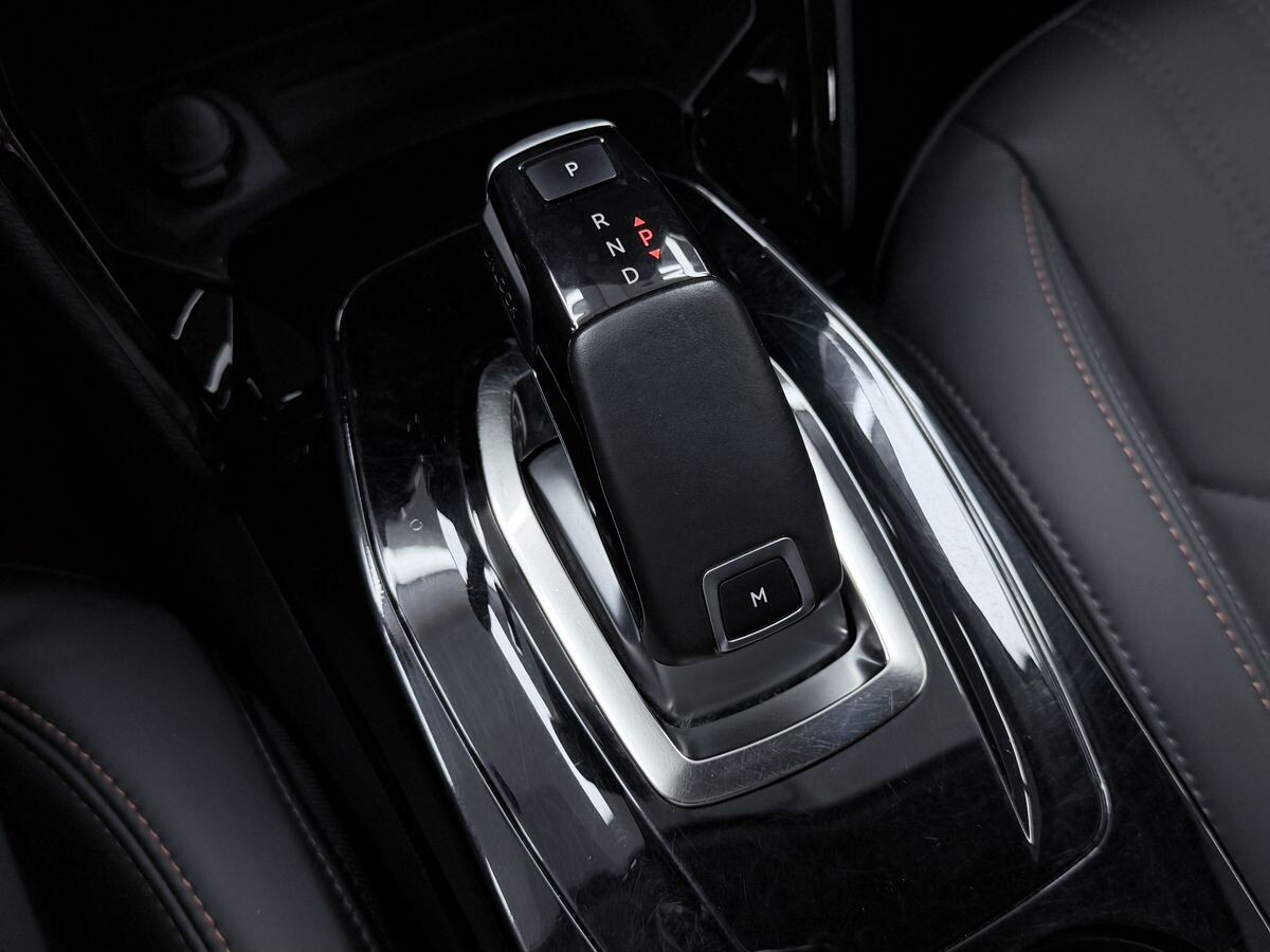 Peugeot 2008 2022 - фото автомобиля