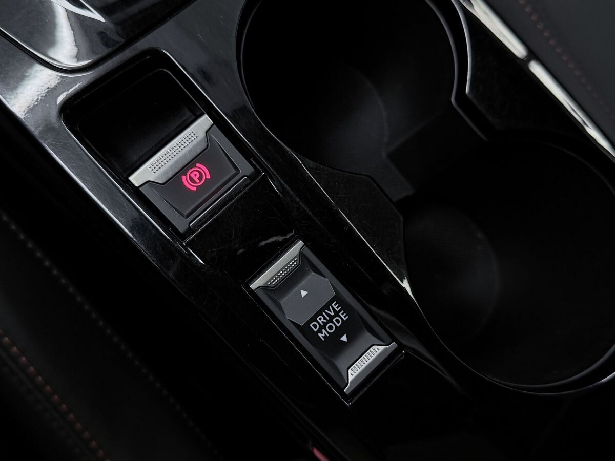 Peugeot 2008 2022 - фото автомобиля