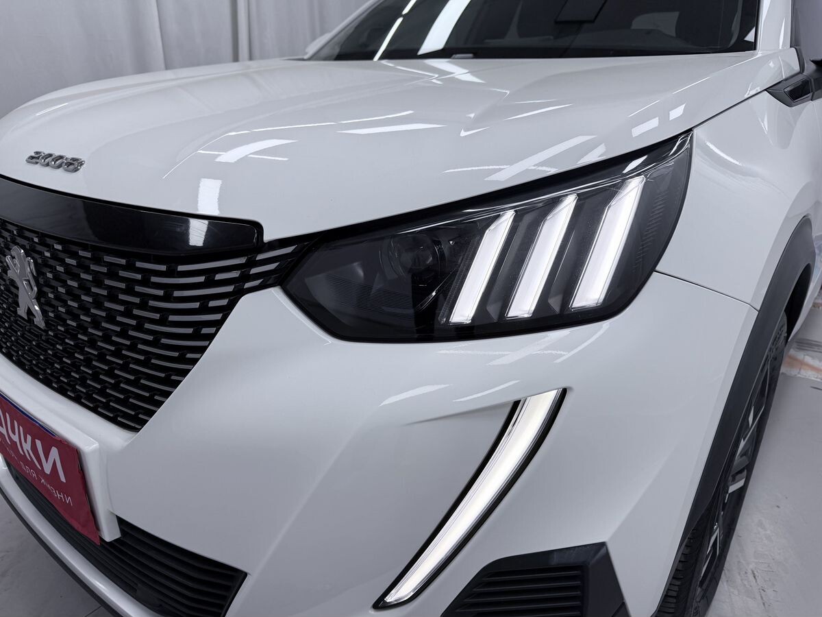 Peugeot 2008 2022 - фото автомобиля