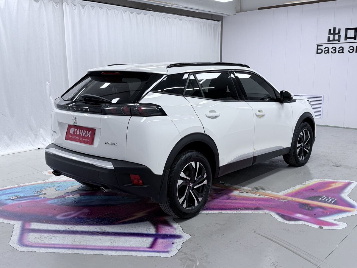 Peugeot 2008 2022 - фото автомобиля