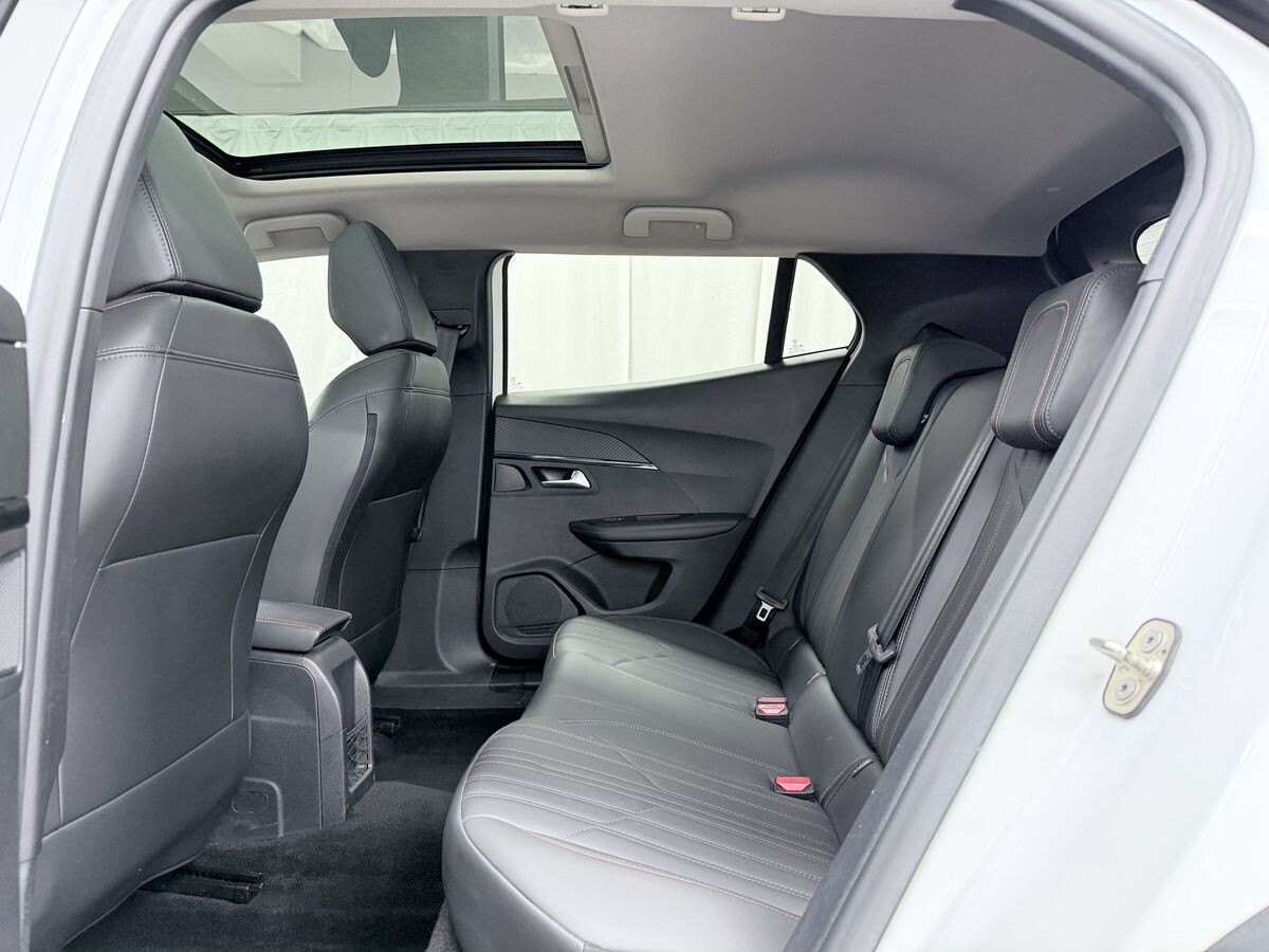 Peugeot 2008 2022 - фото автомобиля