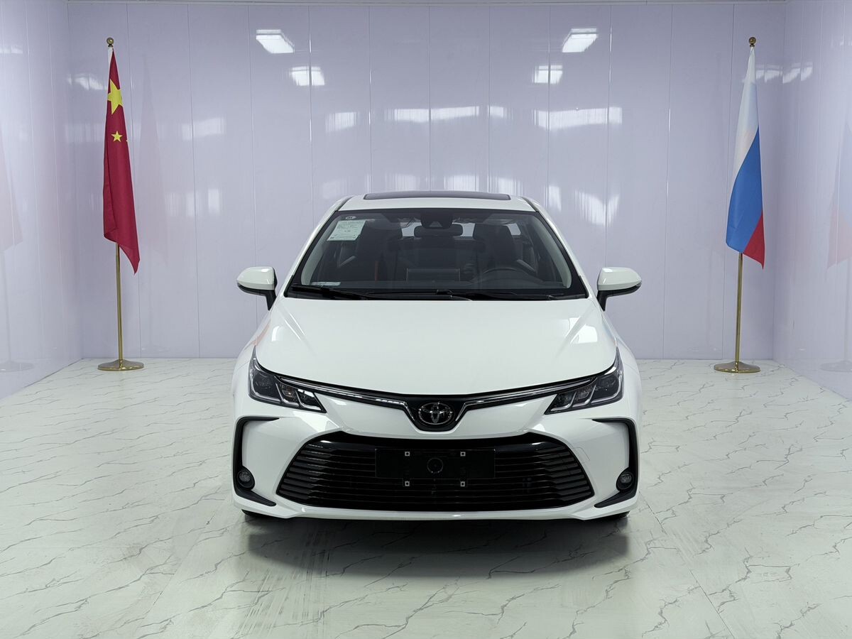 Toyota Corolla 2023 - фото автомобиля