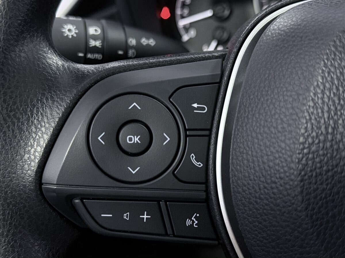 Toyota Corolla 2023 - фото автомобиля