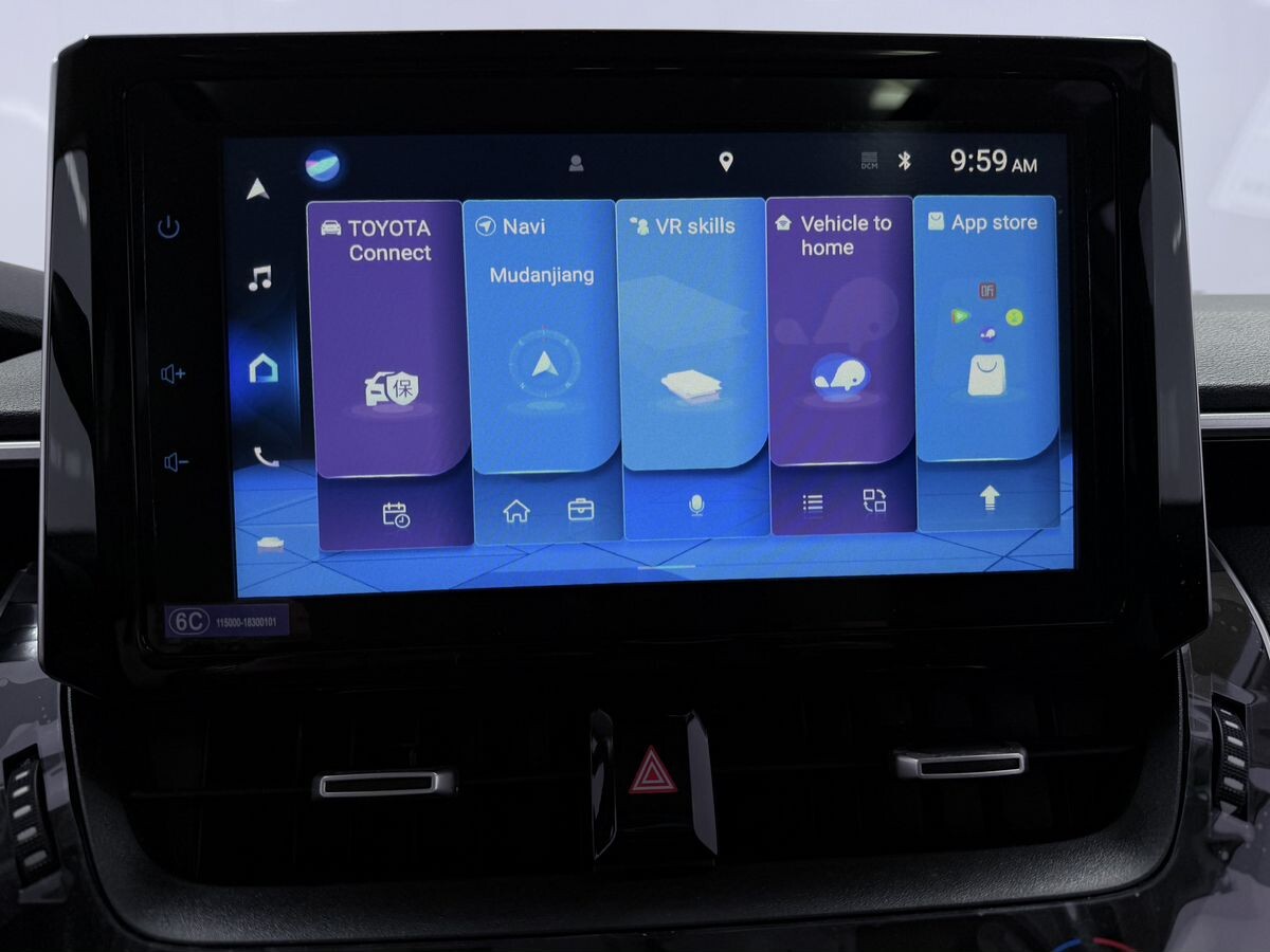 Toyota Corolla 2023 - фото автомобиля