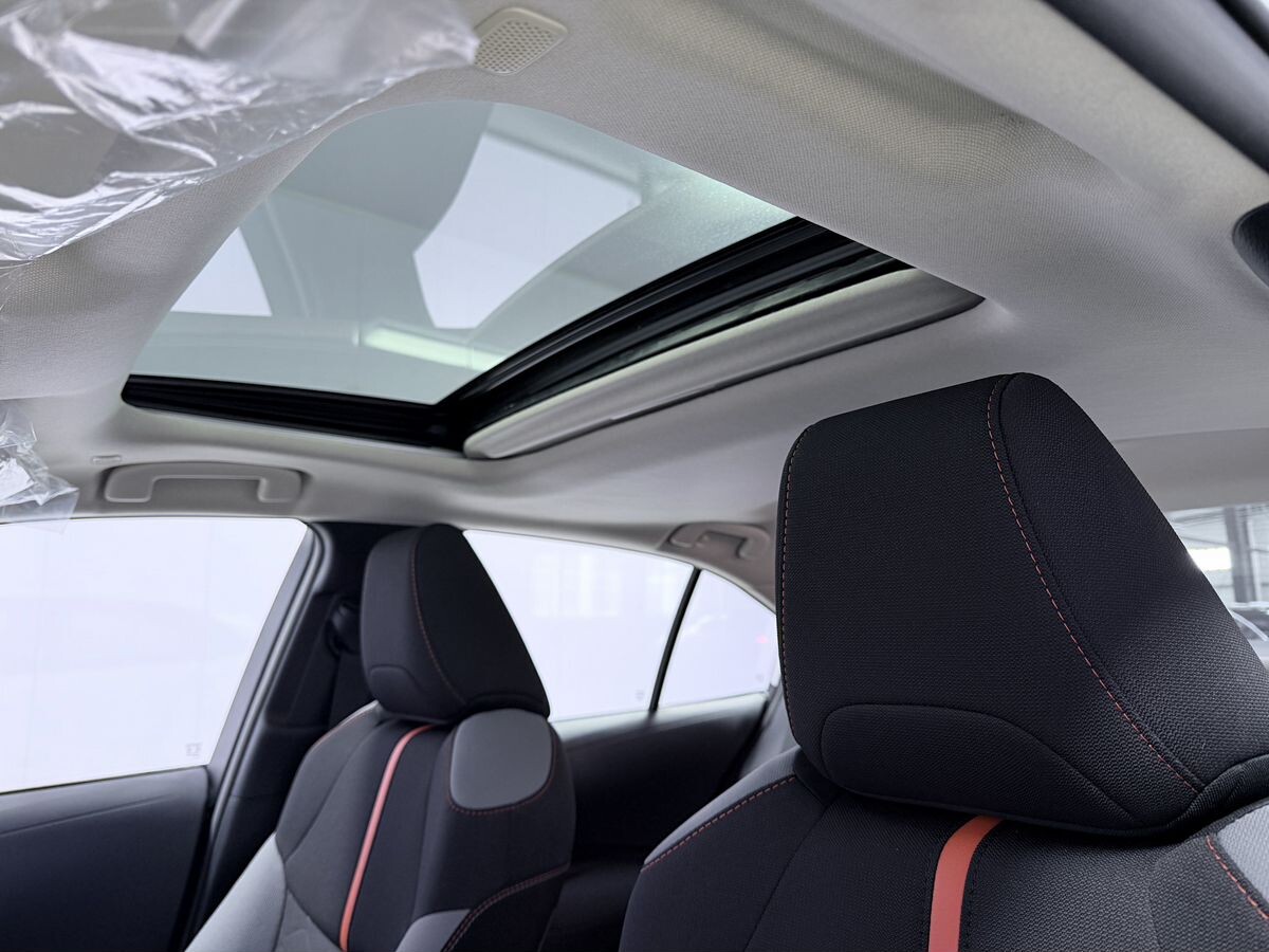 Toyota Corolla 2023 - фото автомобиля