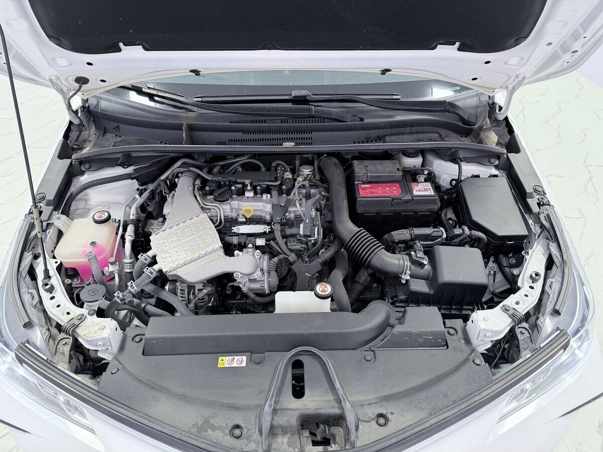 Toyota Corolla 2023 - фото автомобиля