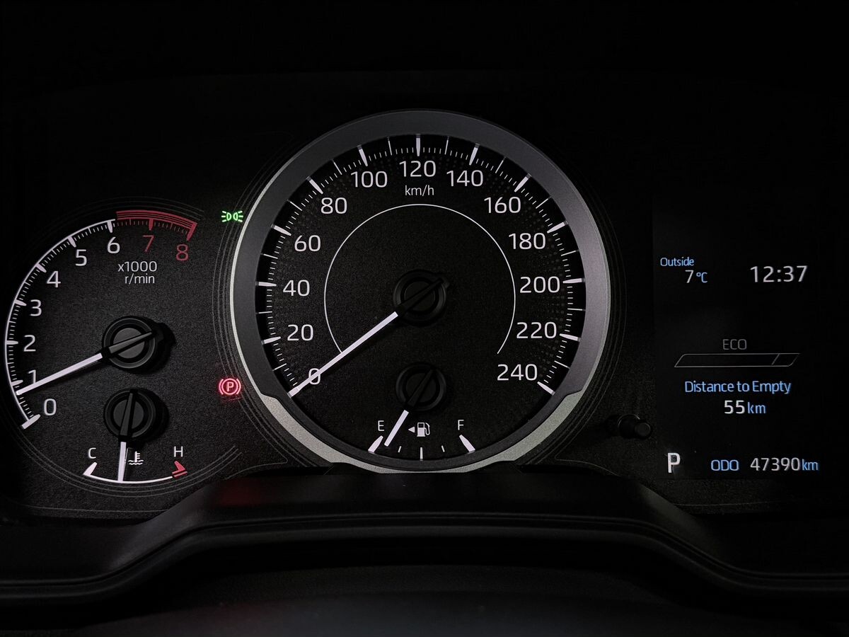 Toyota Levin 2022 - фото автомобиля