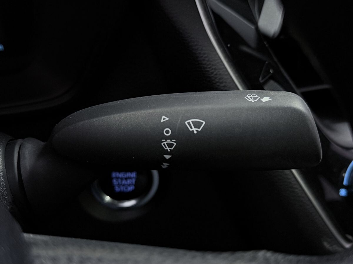 Toyota Levin 2022 - фото автомобиля