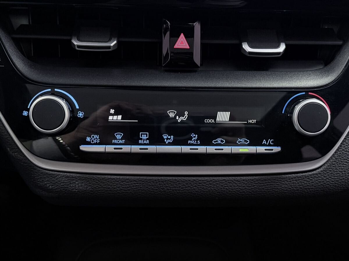 Toyota Levin 2022 - фото автомобиля