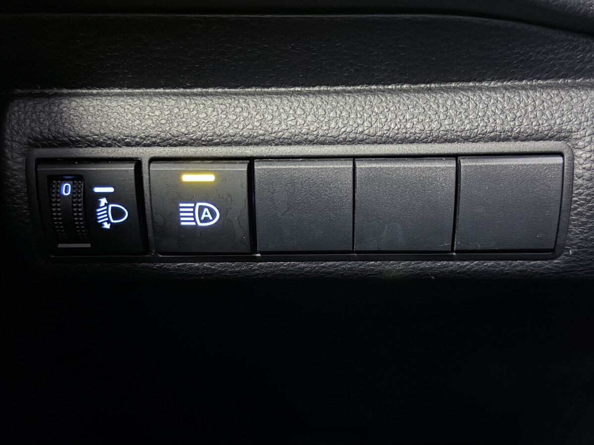 Toyota Levin 2022 - фото автомобиля