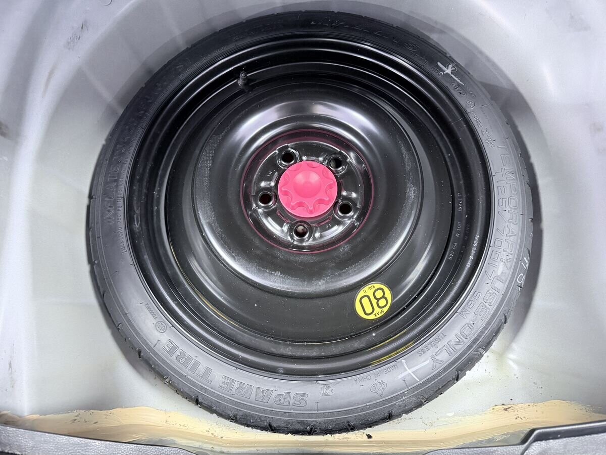 Toyota Levin 2022 - фото автомобиля