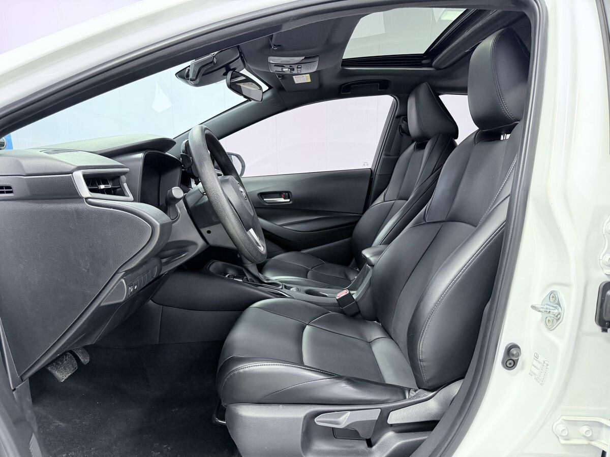 Toyota Levin 2022 - фото автомобиля