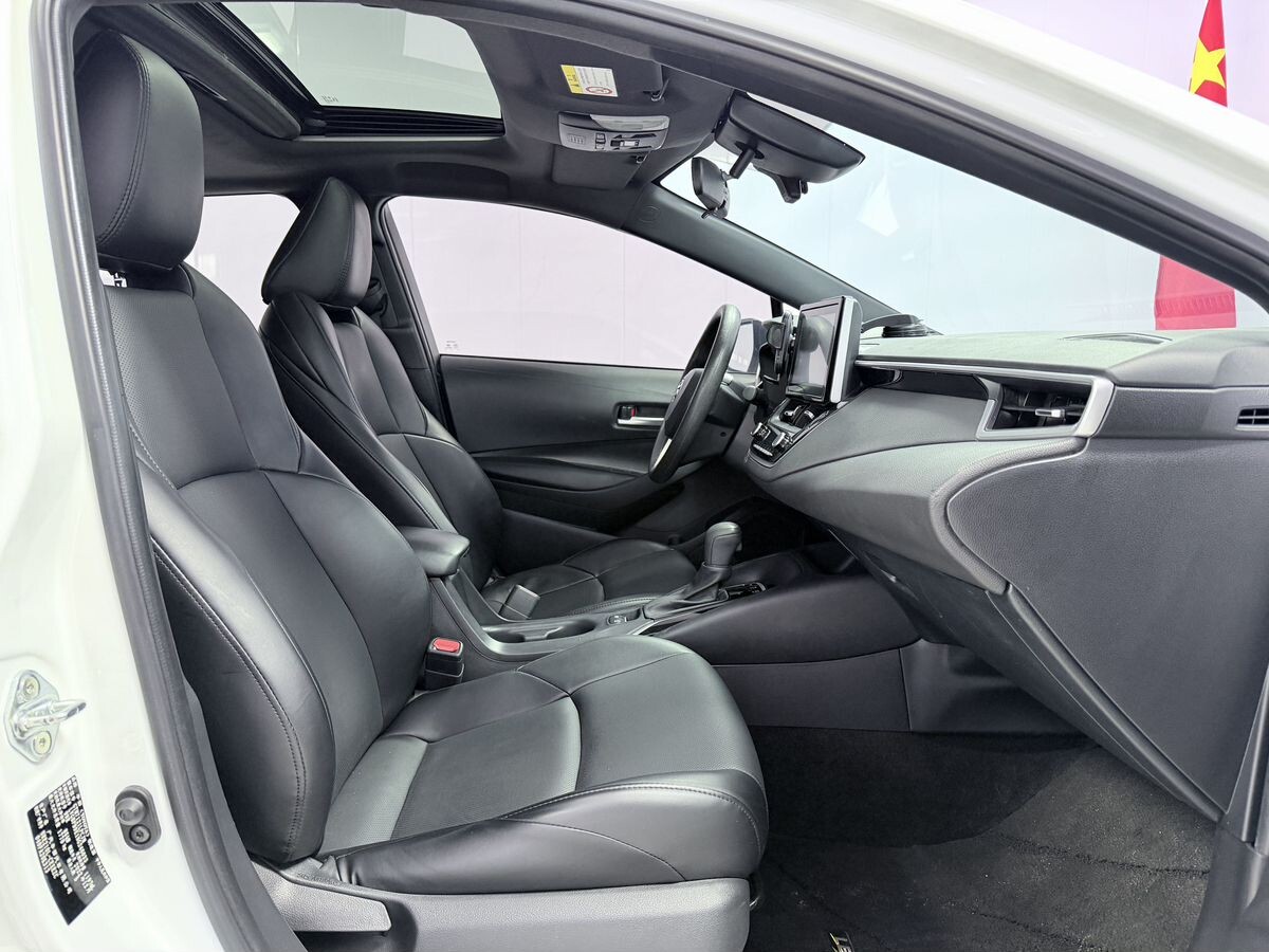 Toyota Levin 2022 - фото автомобиля