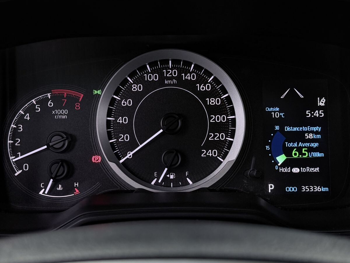 Toyota Levin 2022 - фото автомобиля