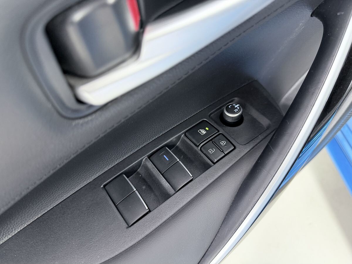 Toyota Levin 2022 - фото автомобиля