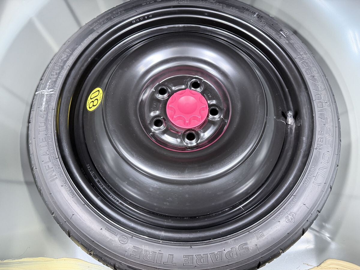 Toyota Levin 2022 - фото автомобиля