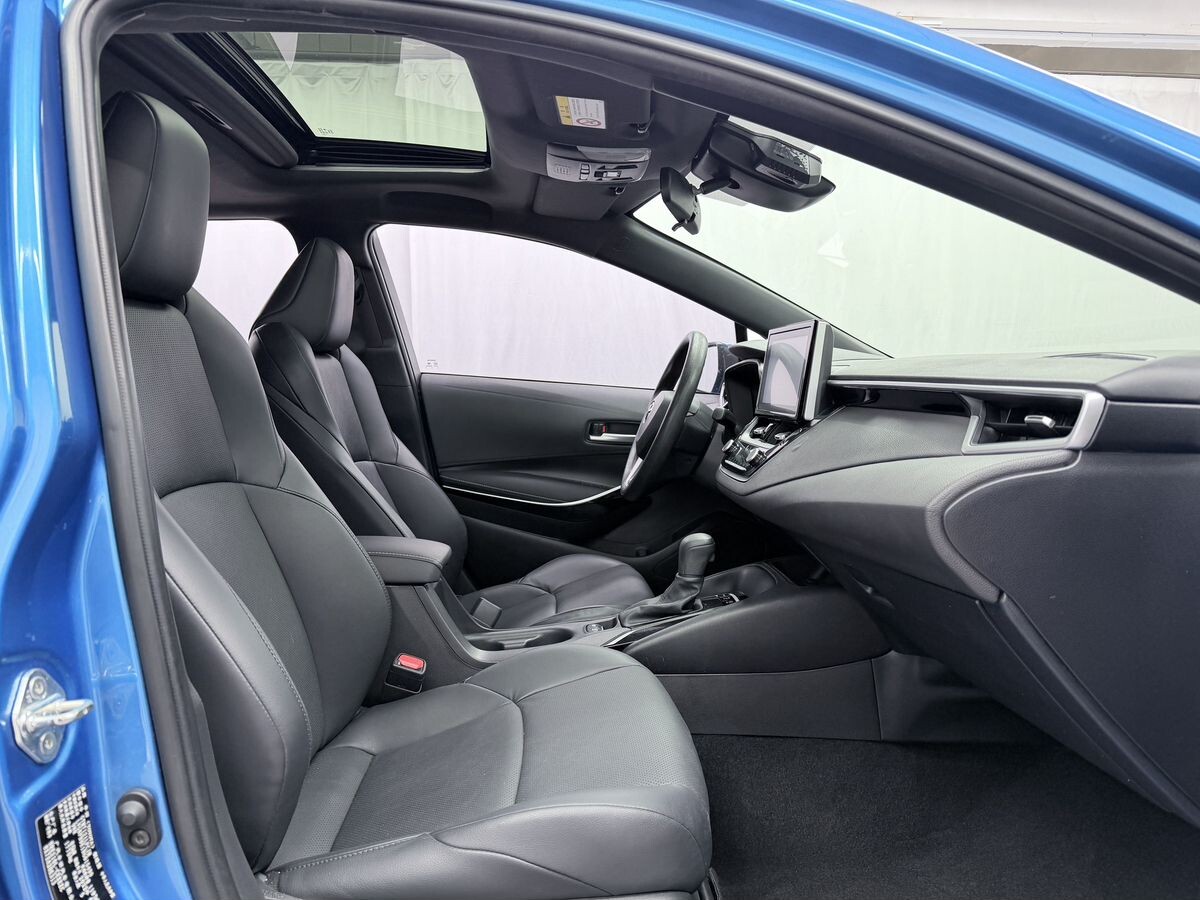 Toyota Levin 2022 - фото автомобиля