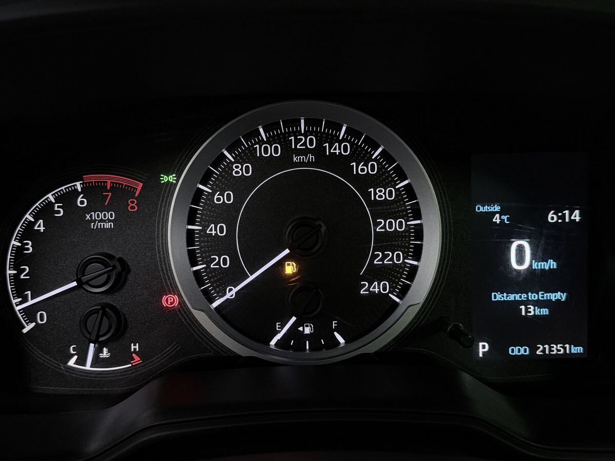 Toyota Levin 2021 - фото автомобиля