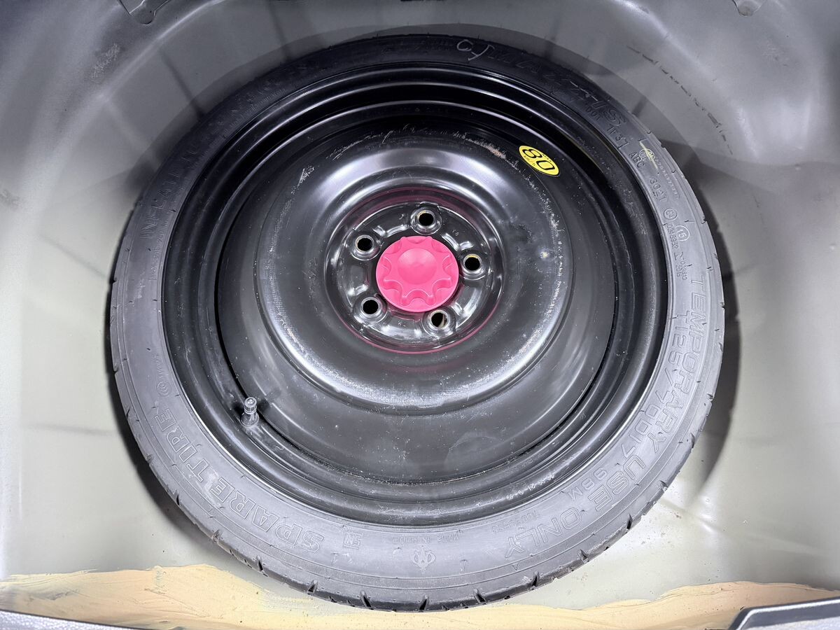 Toyota Levin 2021 - фото автомобиля