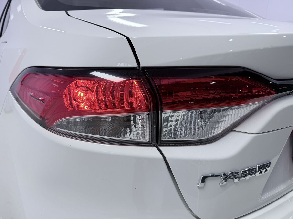 Toyota Levin 2022 - фото автомобиля