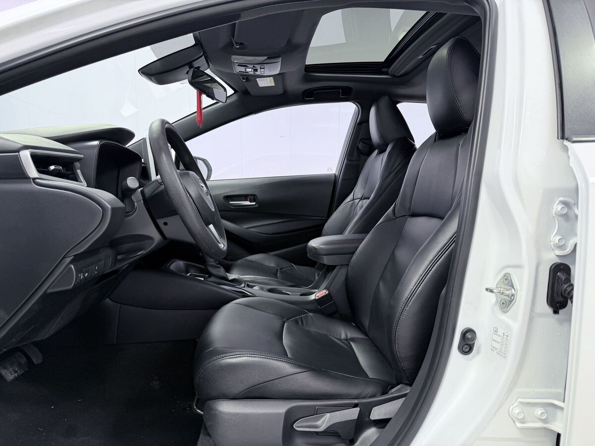 Toyota Levin 2022 - фото автомобиля