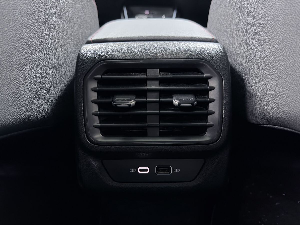 Volkswagen Lamando L 2022 - фото автомобиля