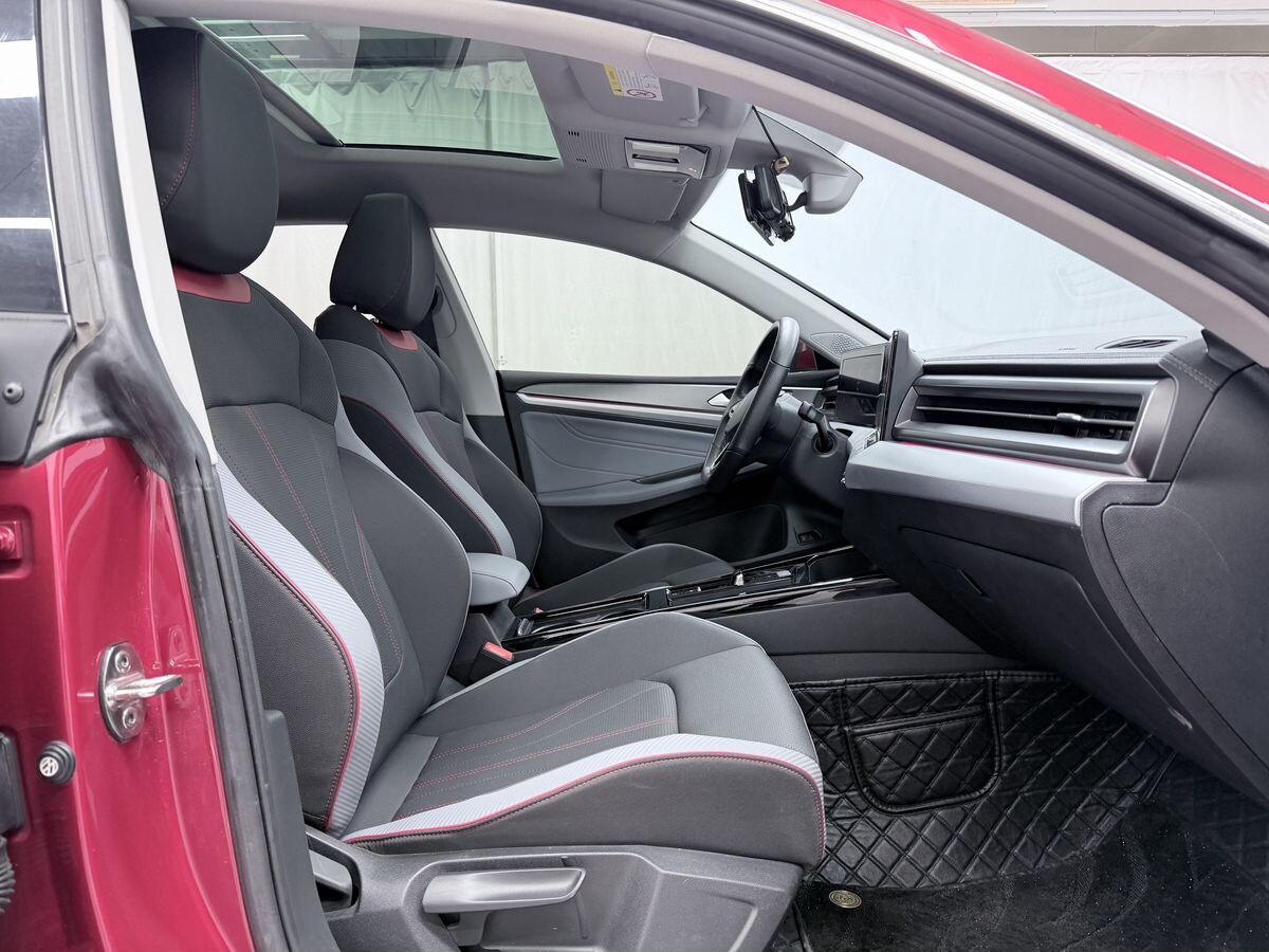 Volkswagen Lamando L 2022 - фото автомобиля