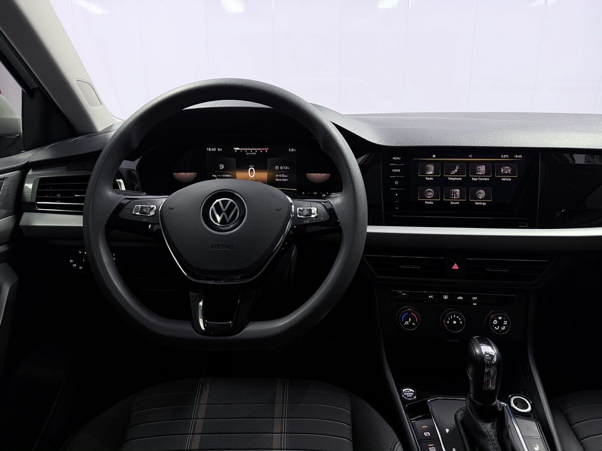 Volkswagen Lavida 2022 - фото автомобиля