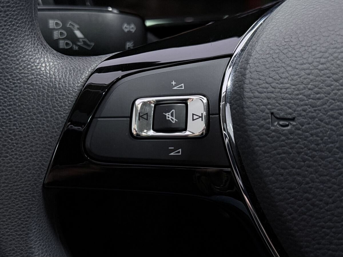 Volkswagen Lavida 2022 - фото автомобиля