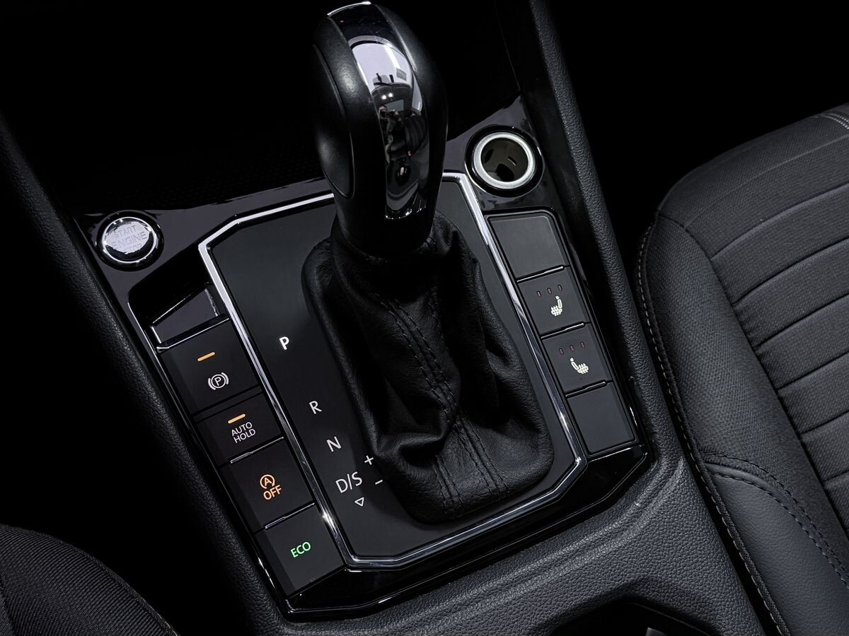 Volkswagen Lavida 2022 - фото автомобиля