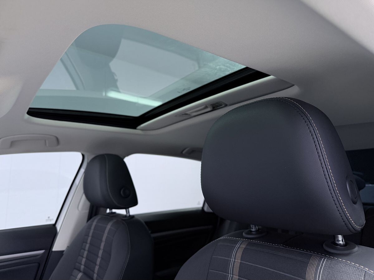 Volkswagen Lavida 2022 - фото автомобиля