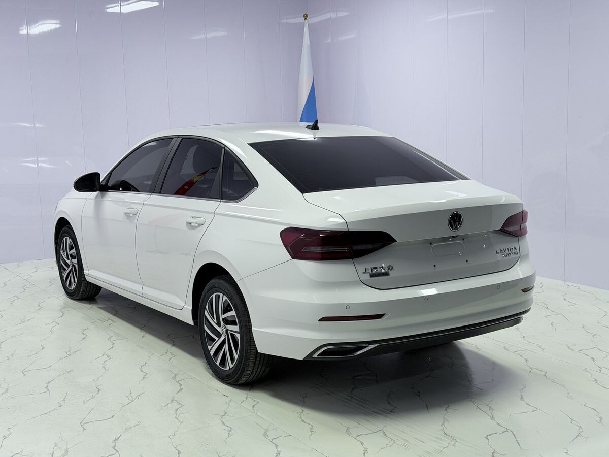 Volkswagen Lavida 2022 - фото автомобиля