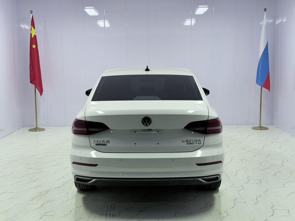 Volkswagen Lavida 2022 - фото автомобиля