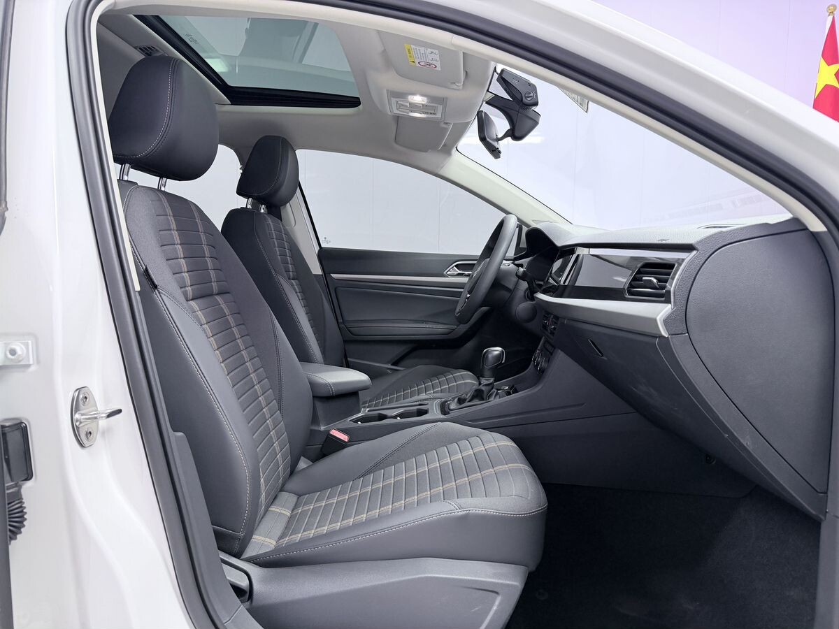 Volkswagen Lavida 2022 - фото автомобиля