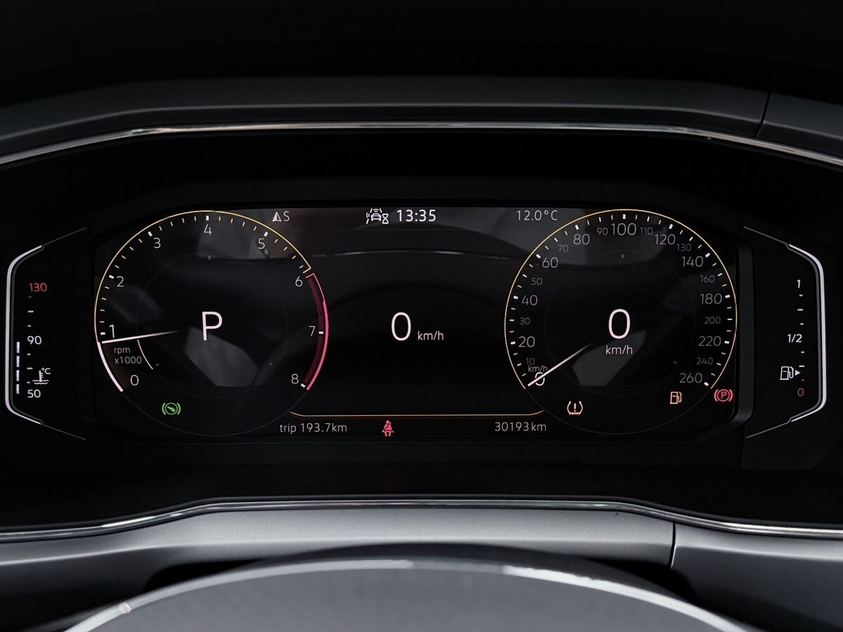 Volkswagen T-Cross 2022 - фото автомобиля