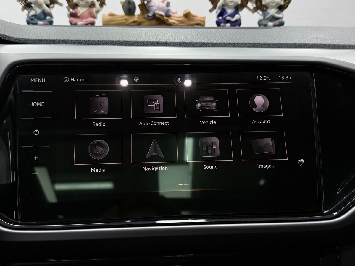 Volkswagen T-Cross 2022 - фото автомобиля